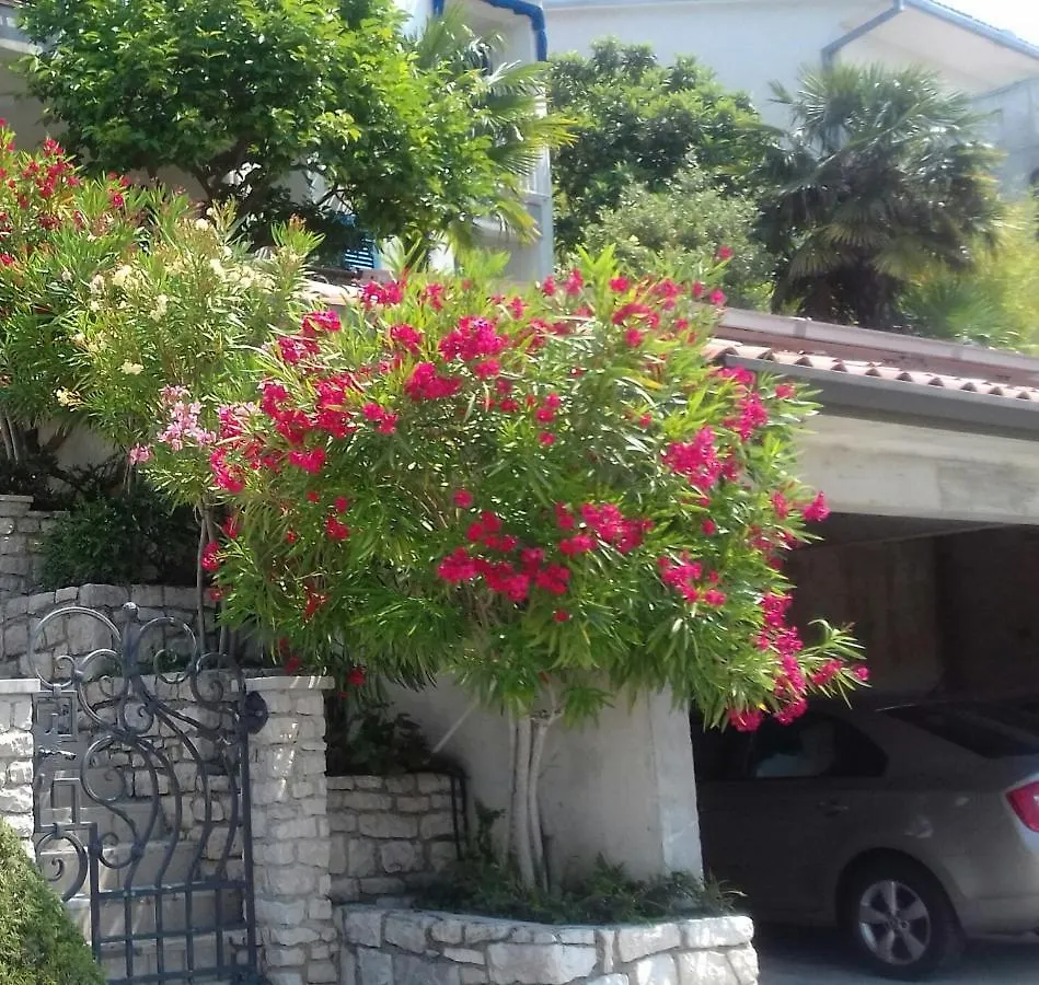Apartments Mare Losinjska 16 Rabac